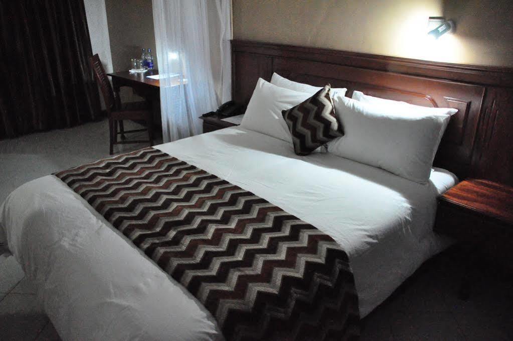 67 Airport Hotel Nairobi Mlolongo Exteriér fotografie